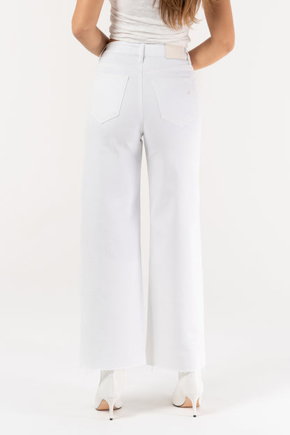 Hidden Cropped Jean White